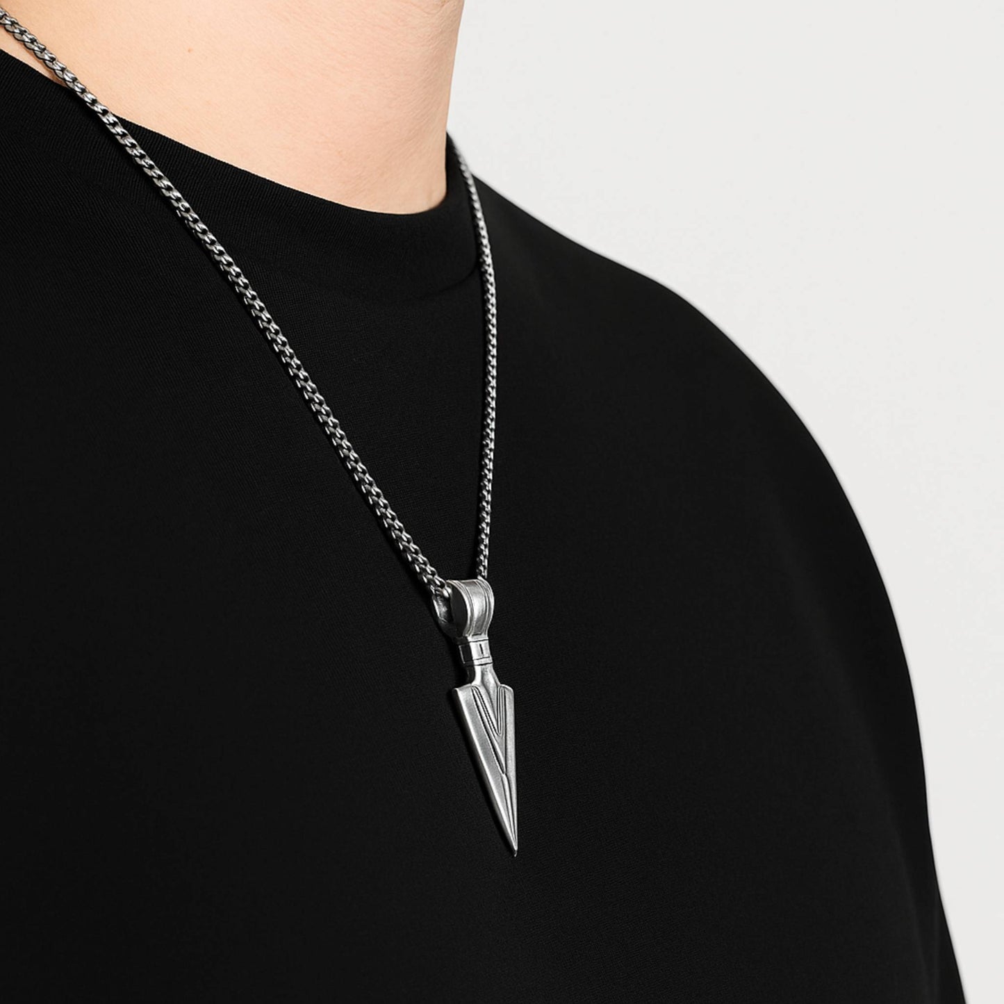 Viking Dagger Pendant (Silver)