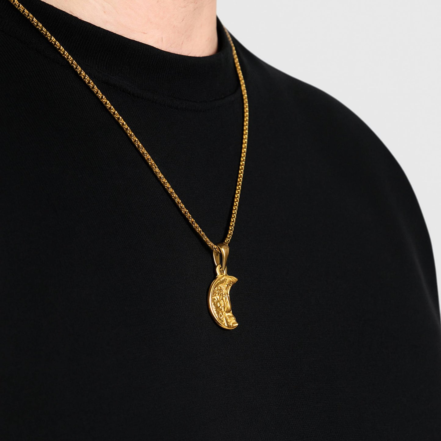 St. Christopher Pendant (Gold)
