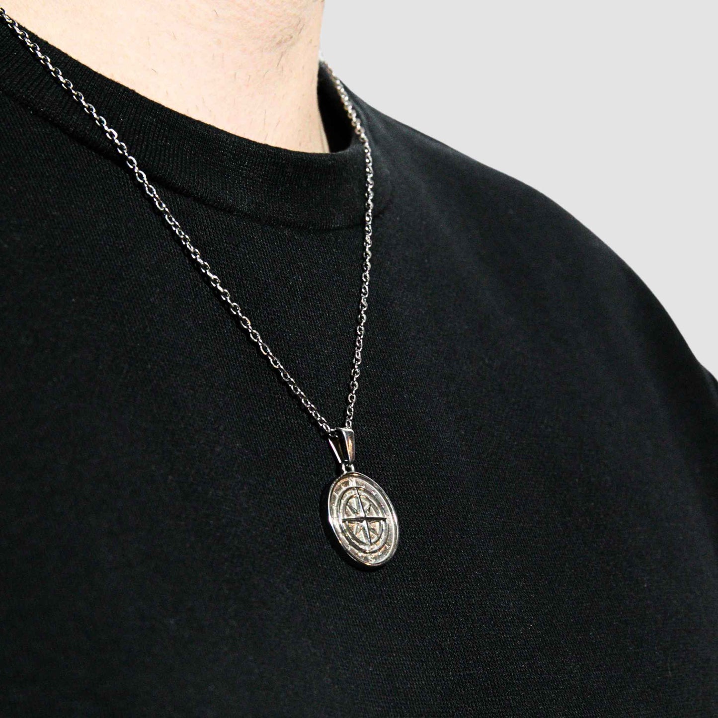 Compass Pendant (Silver)